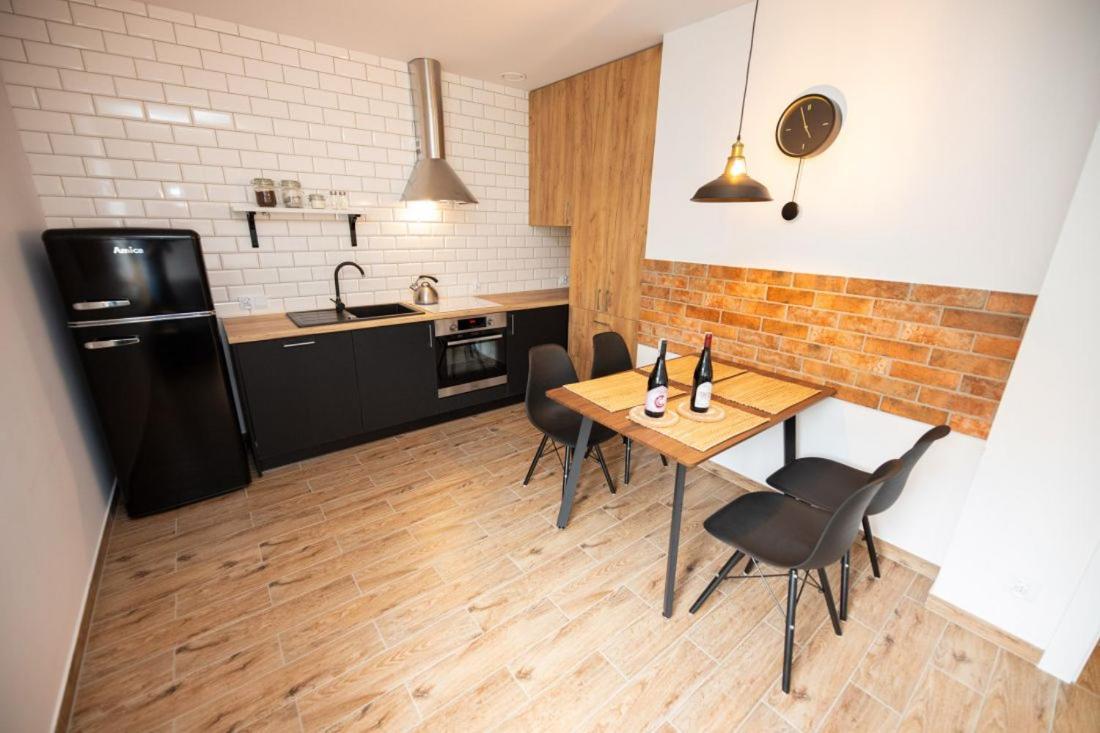 Winnica Anna Noclegi Krosnice Exteriör bild